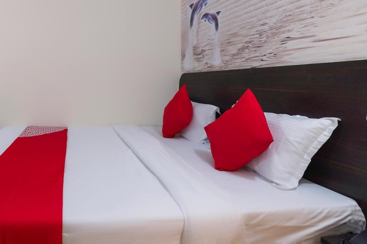 Oyo Flagship 68474 Hotel Viraj Pune Esterno foto